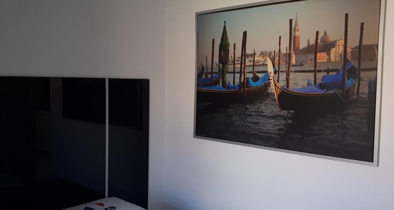 Apartamenty Centrum Rynek Market City Center Kielce Kültér fotó