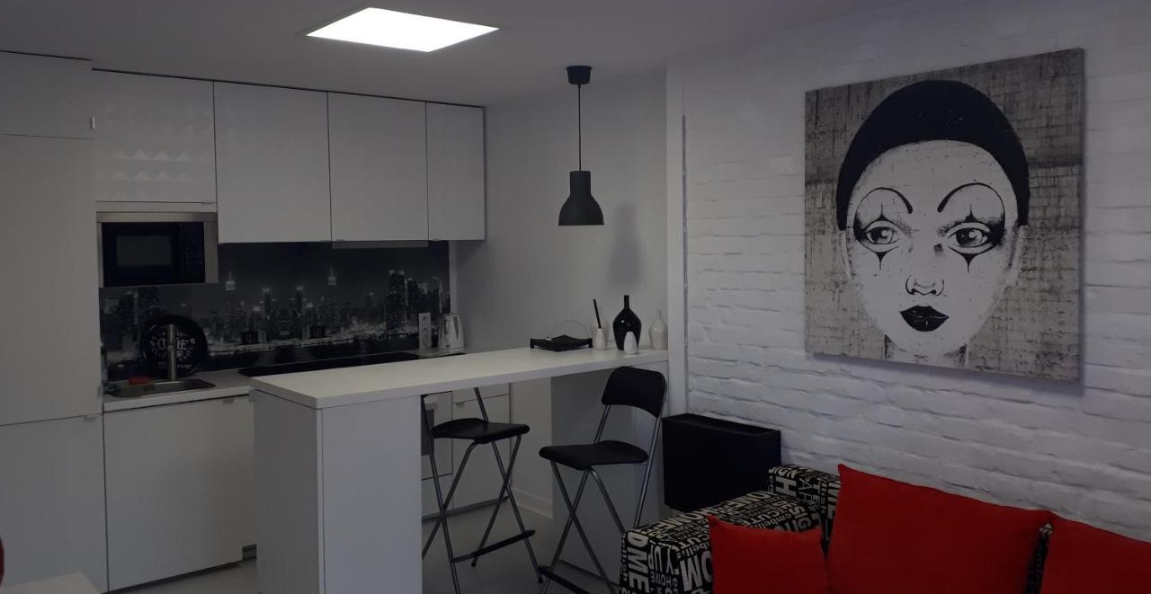 Apartamenty Centrum Rynek Market City Center Kielce Kültér fotó