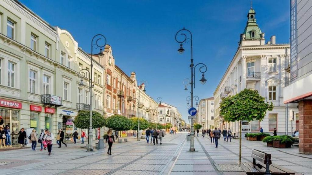 Apartamenty Centrum Rynek Market City Center Kielce Kültér fotó